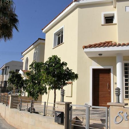 Villa Christina Paphos Bagian luar foto